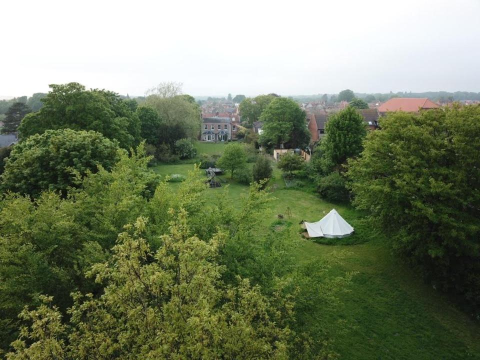 Mulberry Meadow Bell Tent 홀트 외부 사진